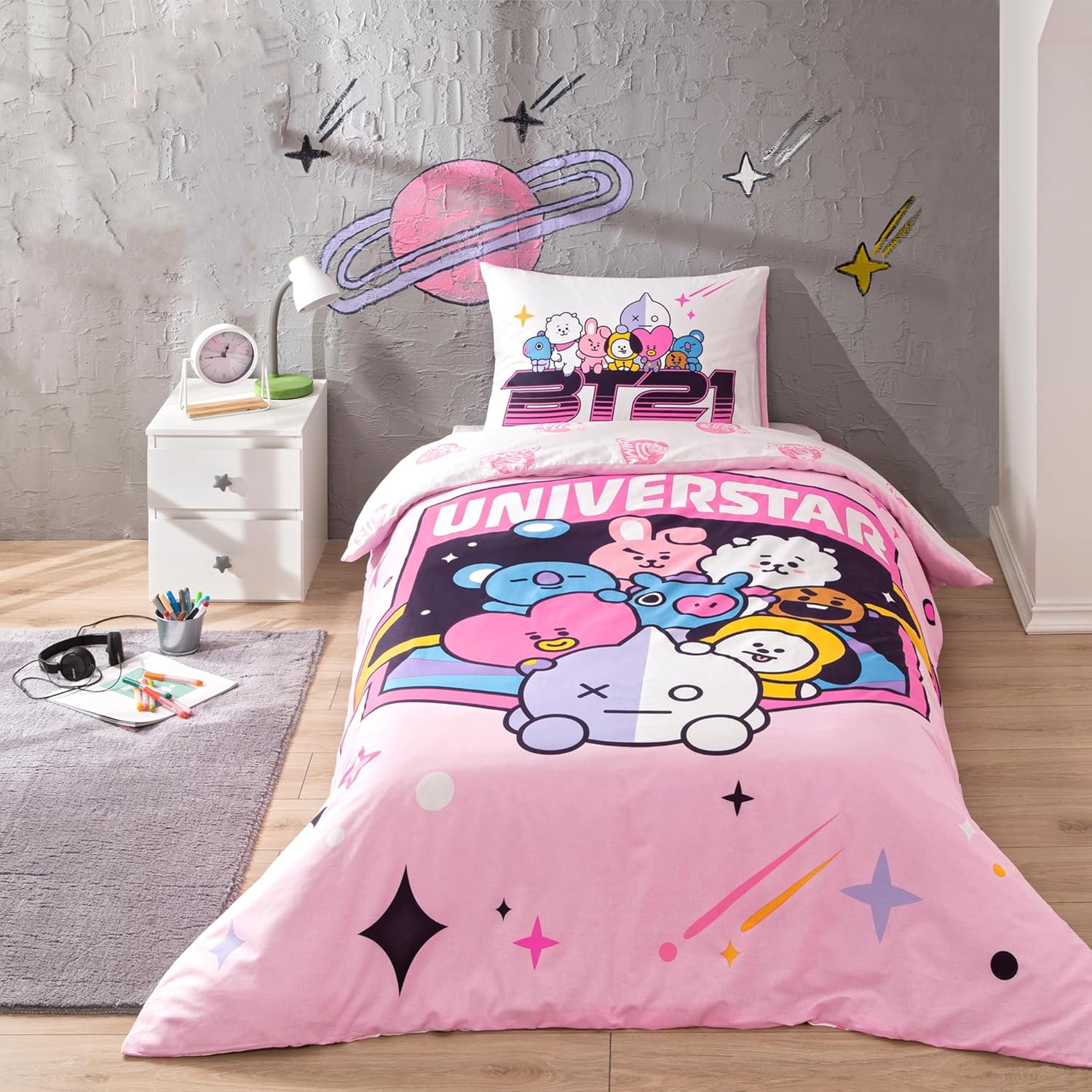 Bt21 Universtar Lisanslı Karakter Baskılı%100 Pamuk Nevresim Takımı, Çok Renkli, Tek Kişilik (Nevresim: 160x220 cm/Lastikli Çarşaf: 100x200 cm / 1 Adet Yastık Kılıfı: 50x70 cm)
